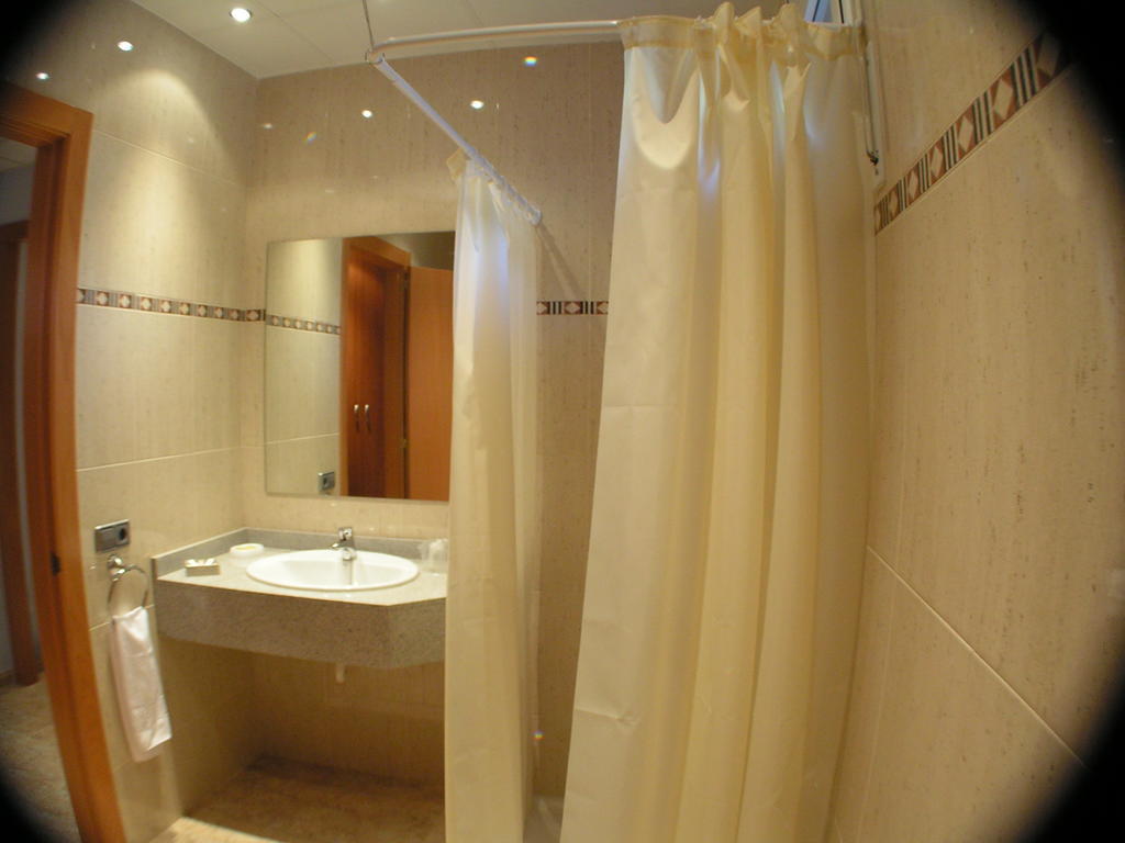 Hotel Zaytun Mequinenza Szoba fotó