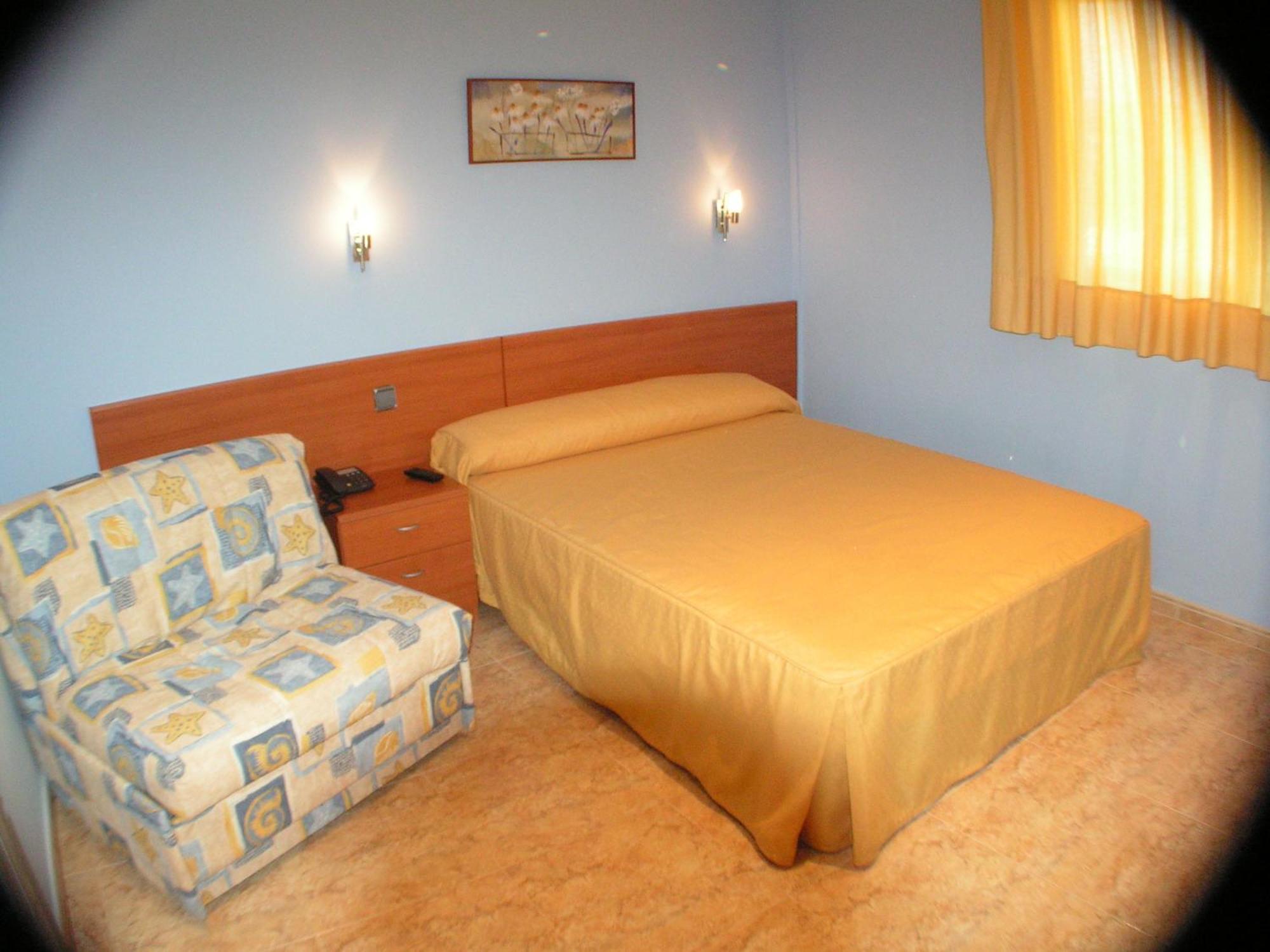 Hotel Zaytun Mequinenza Kültér fotó